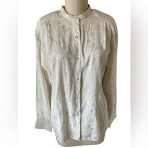 Liz Claiborne cream on cream embossed paisley long sleeve blouse, Sz 12
